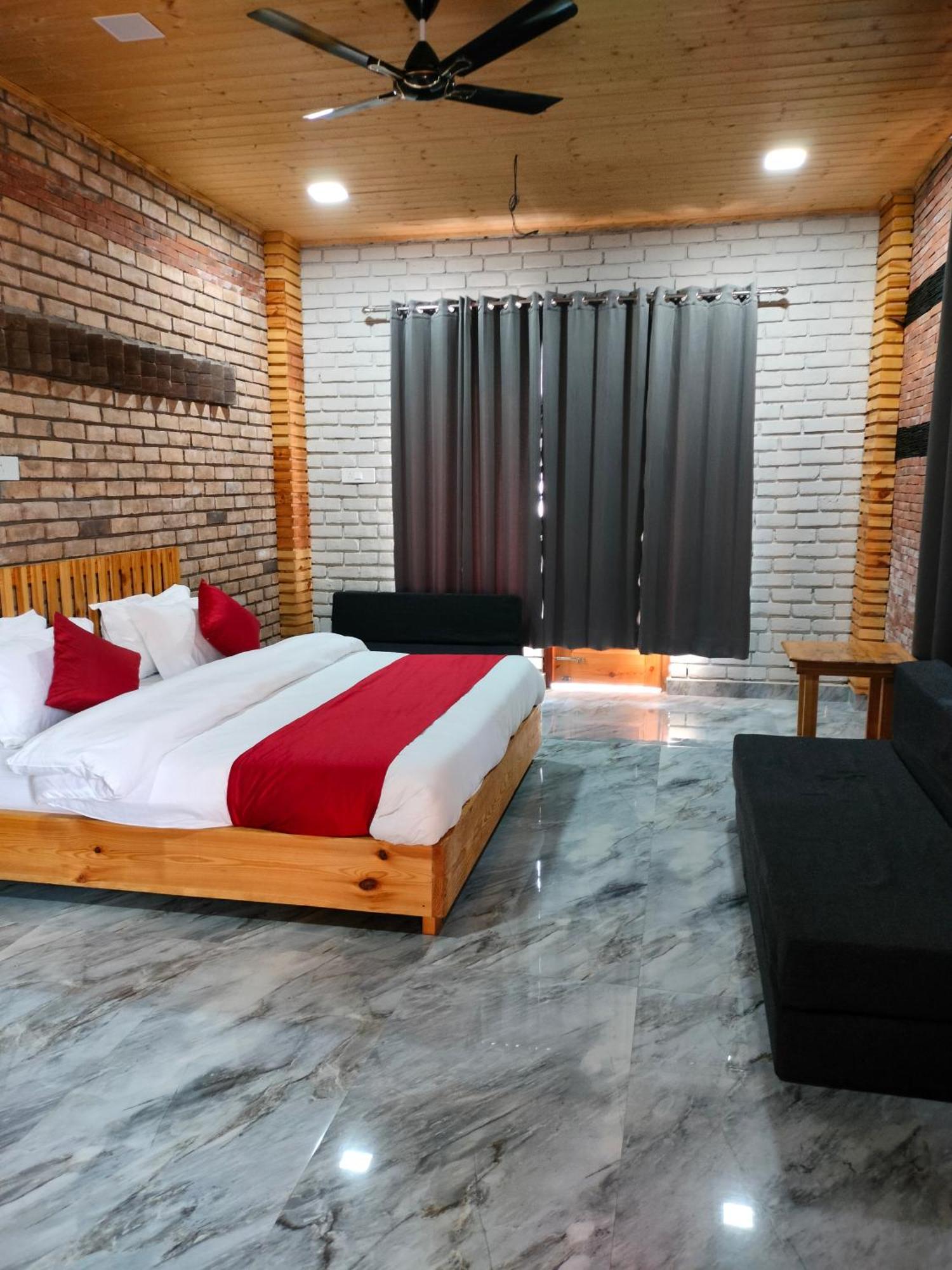 Hotel Paul Villa บีร์ ภายนอก รูปภาพ
