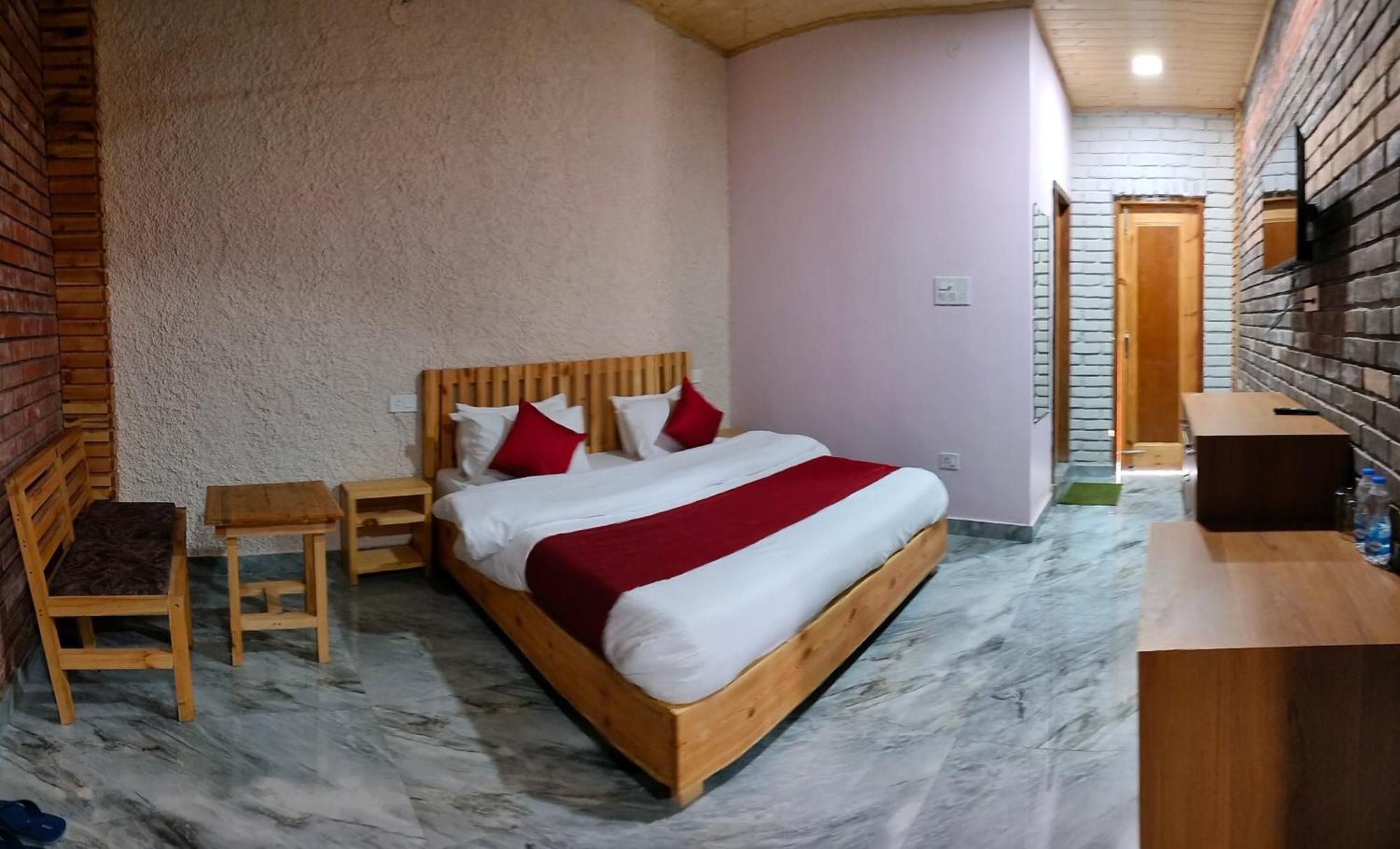Hotel Paul Villa บีร์ ภายนอก รูปภาพ