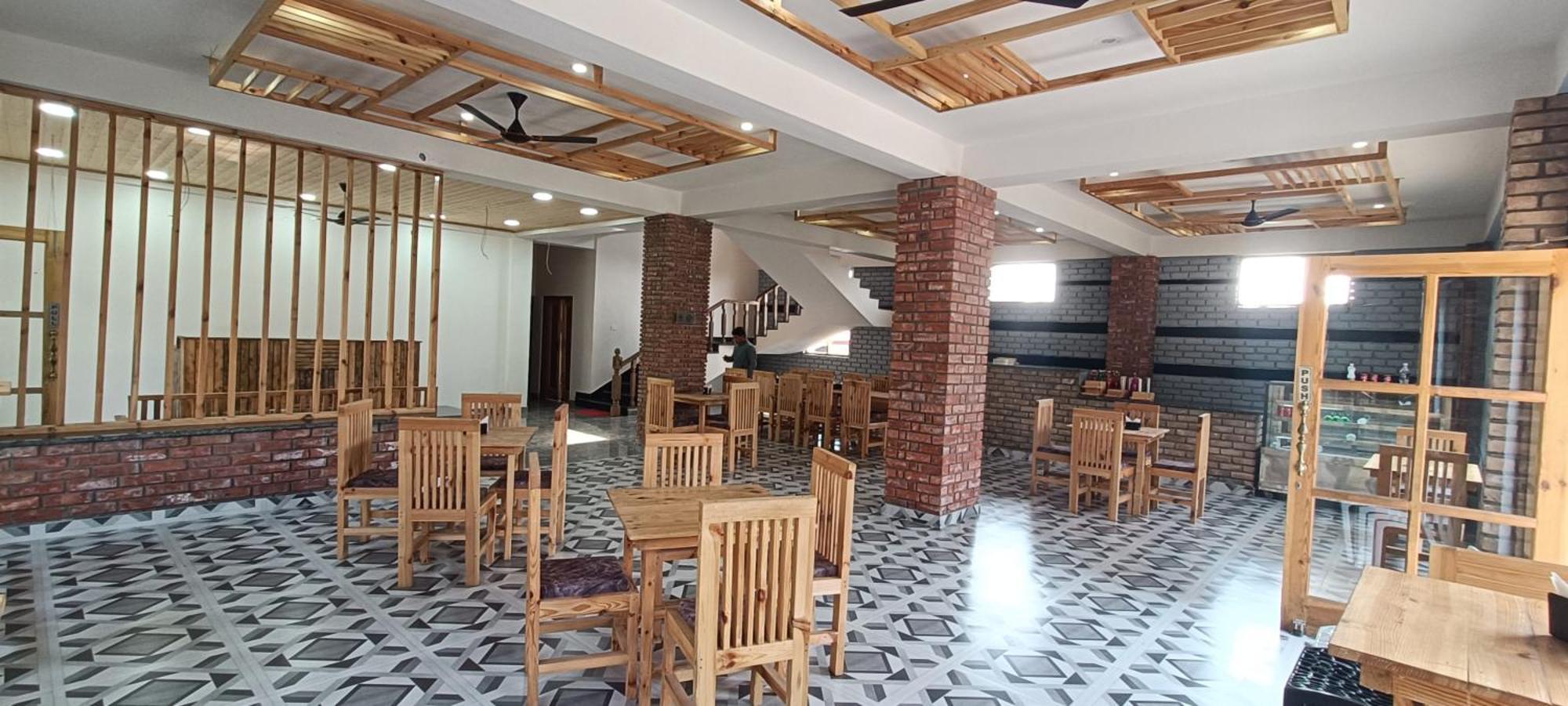 Hotel Paul Villa บีร์ ภายนอก รูปภาพ