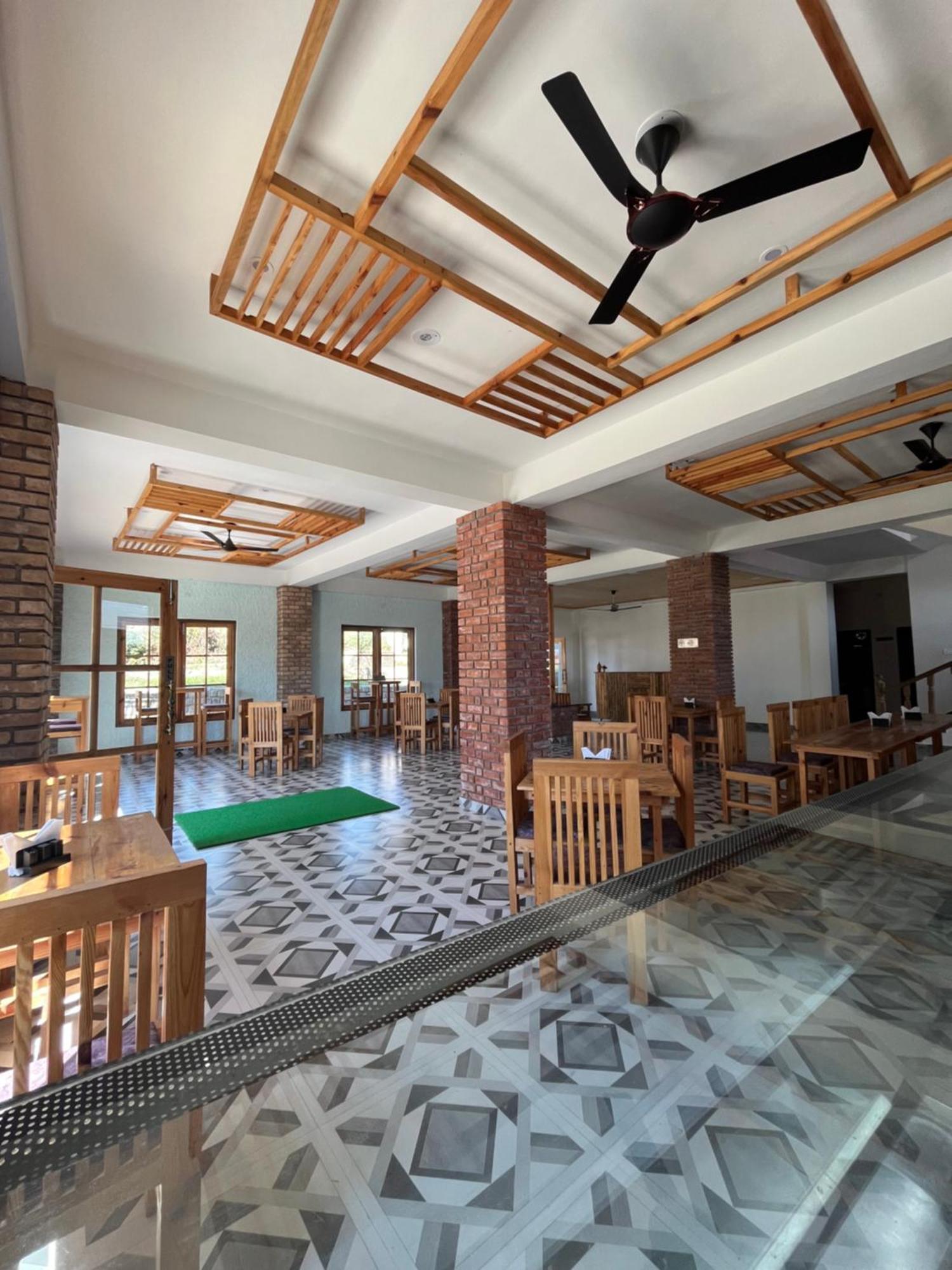 Hotel Paul Villa บีร์ ภายนอก รูปภาพ