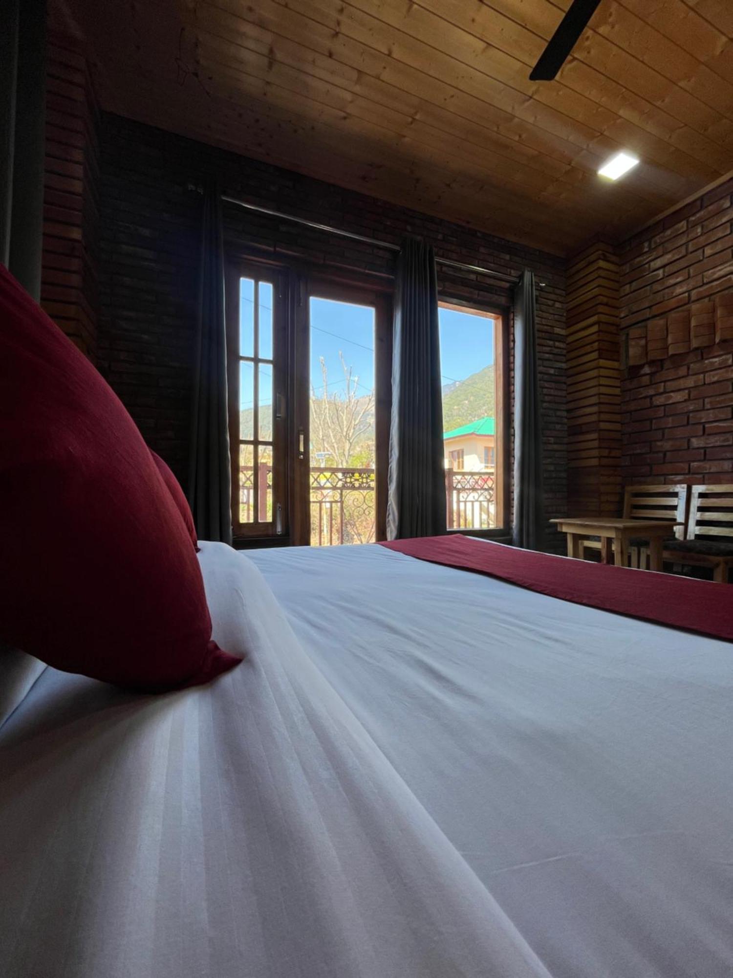 Hotel Paul Villa บีร์ ภายนอก รูปภาพ
